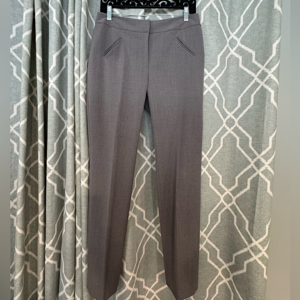 Tahari, Arthur S Levine, ladies Gray slacks, size 4